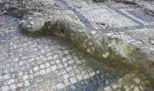 18 domus part mosaico amb B (2) (Copy)